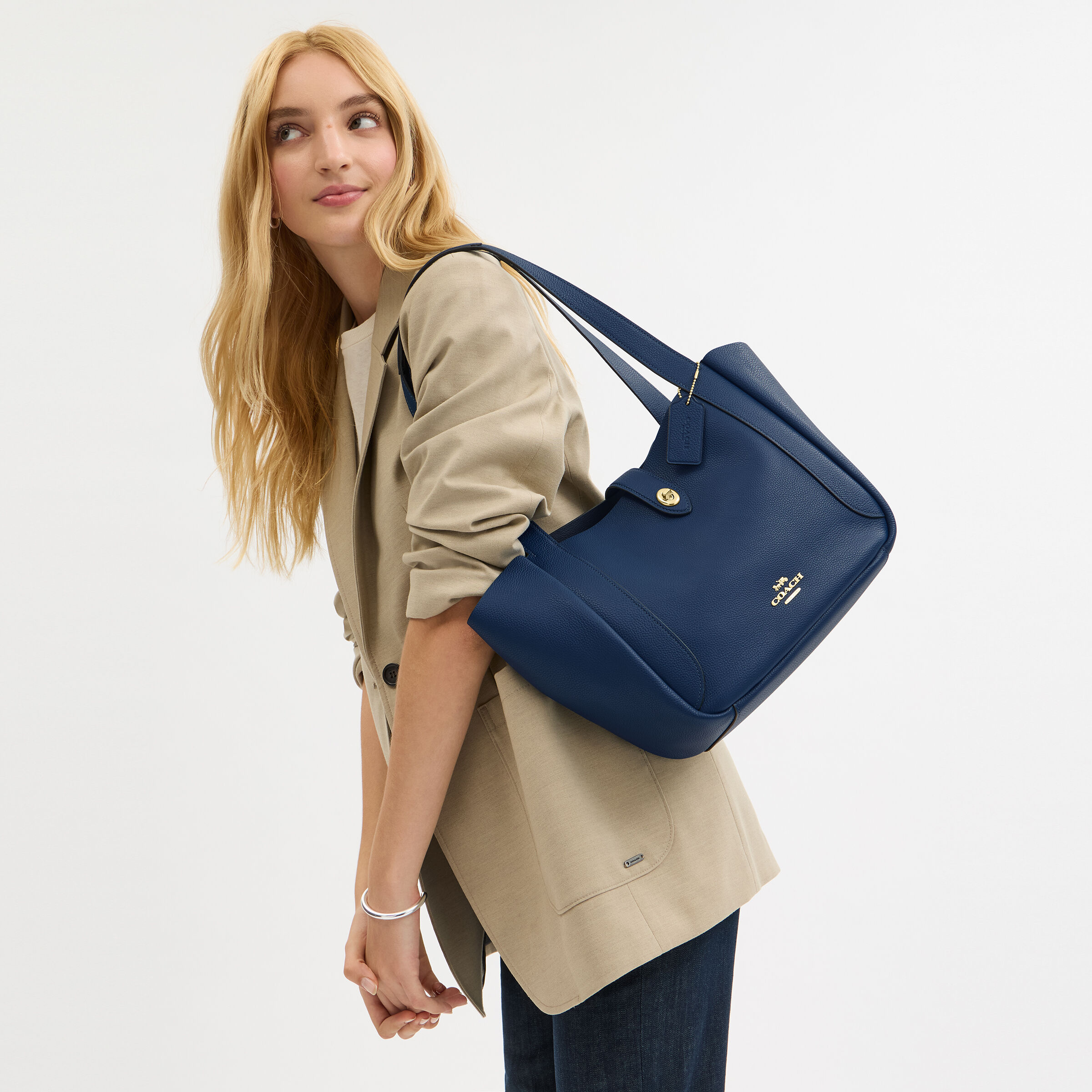 Buy COACH Hadley Turnlock Tote Bag Dark Blue Online in UAE