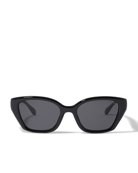 Irreg Frame Sculpted C Logo Temple Sunglasses