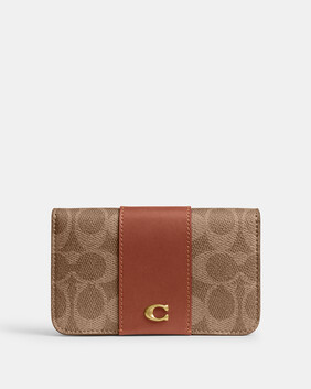 Essential Slim Card Case In Signature UpcraftedLeather